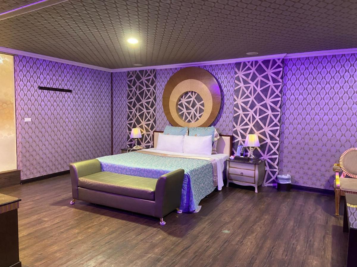 Huang Xing Motel Pingtung 외부 사진