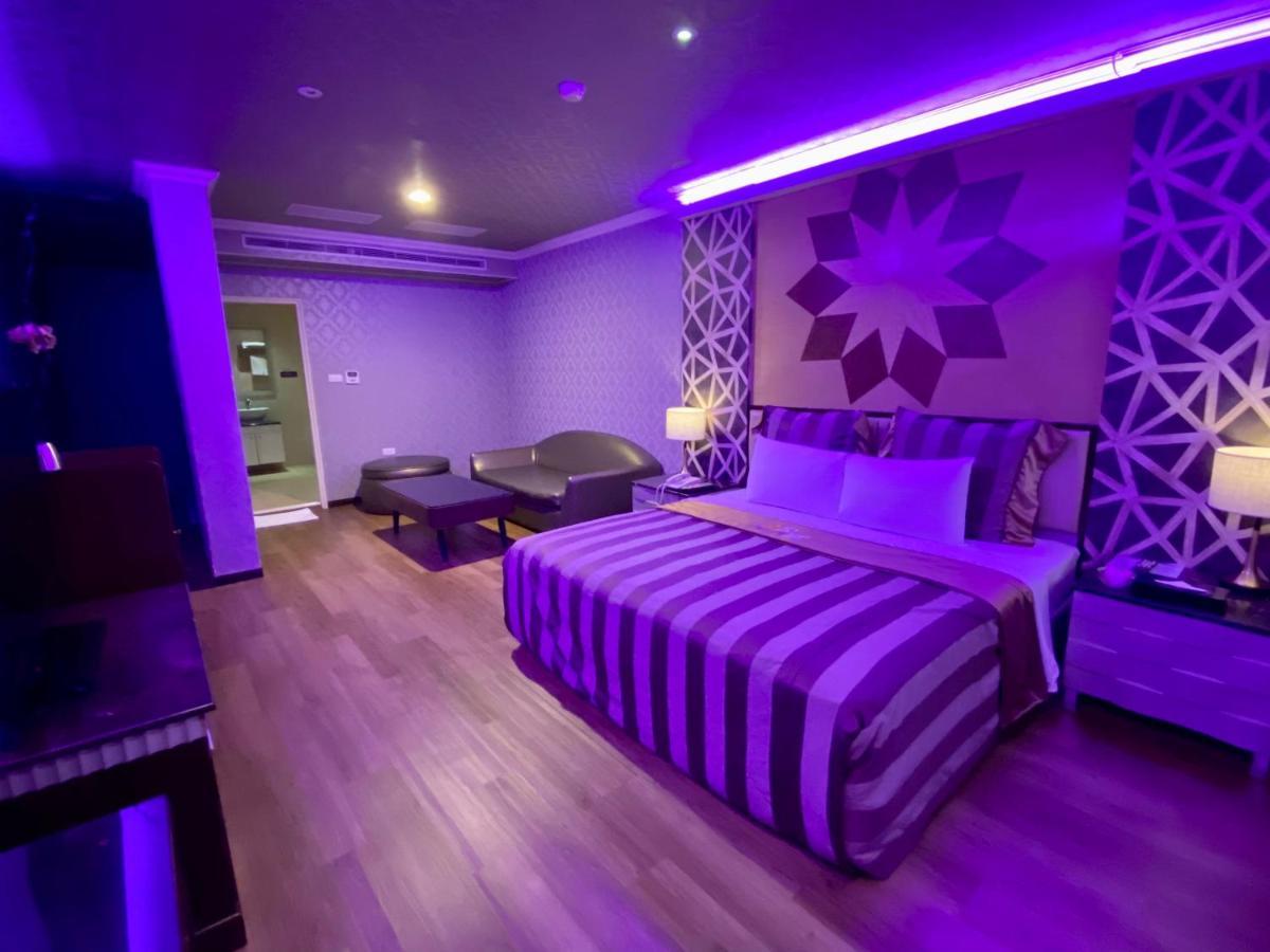 Huang Xing Motel Pingtung 외부 사진