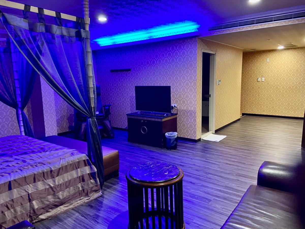 Huang Xing Motel Pingtung 외부 사진