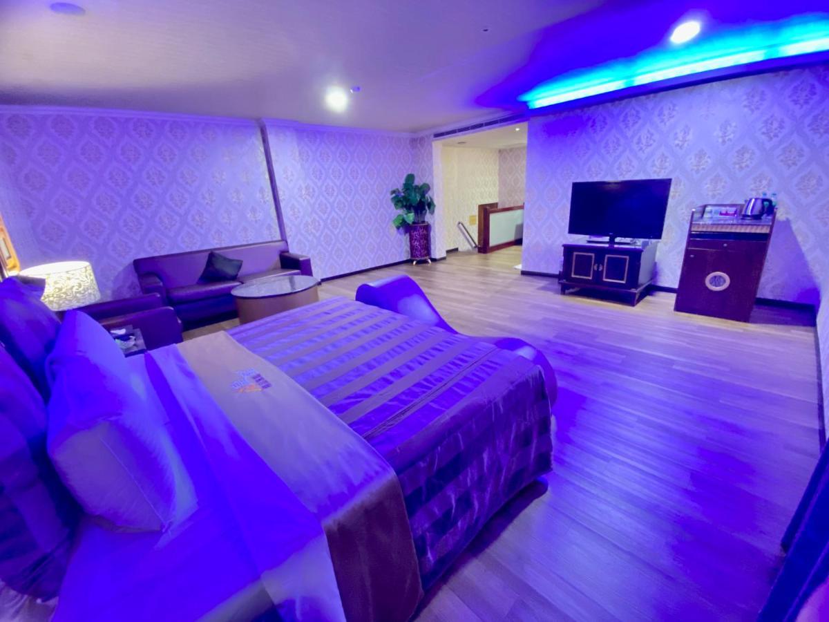 Huang Xing Motel Pingtung 외부 사진