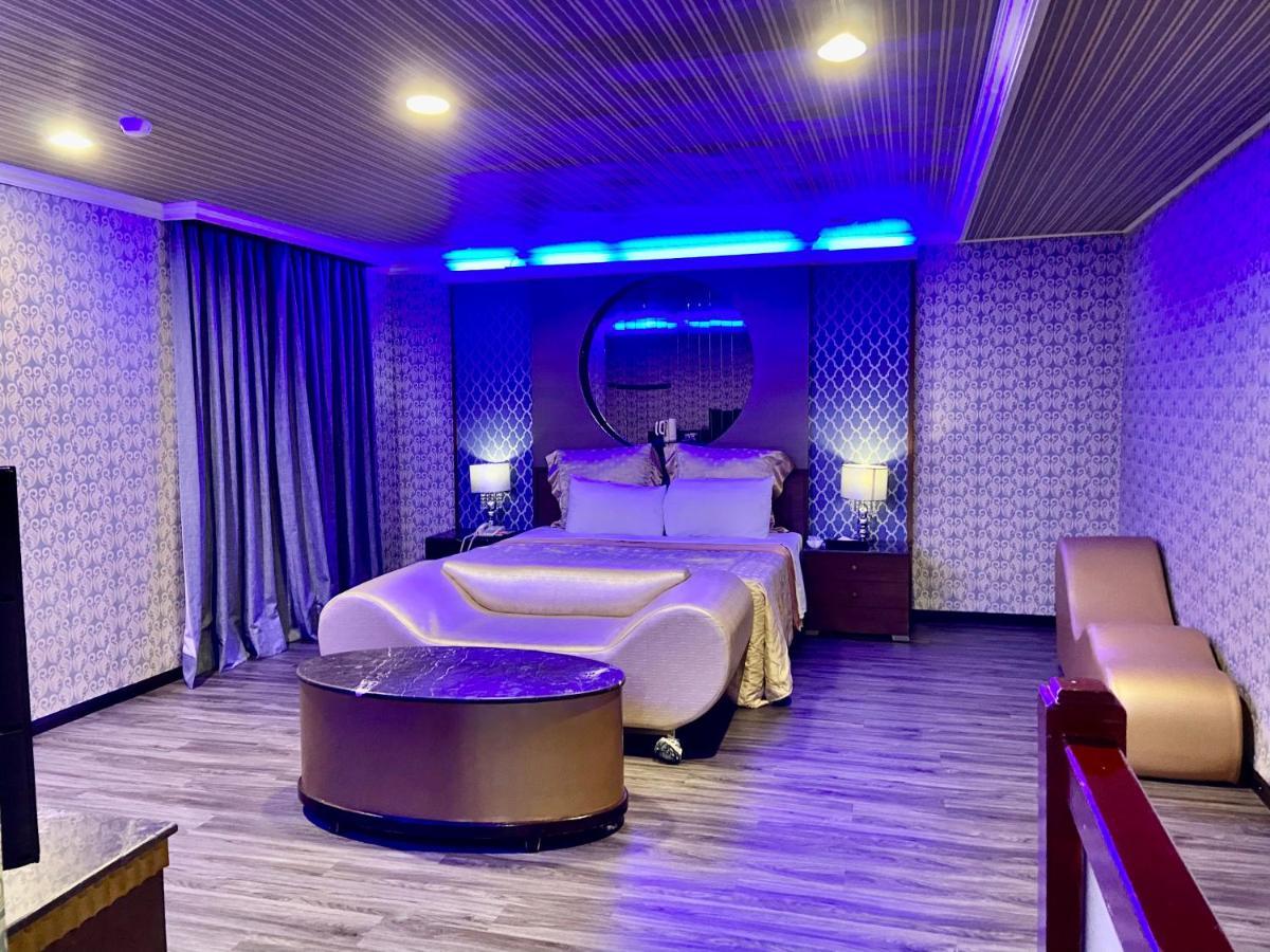 Huang Xing Motel Pingtung 외부 사진