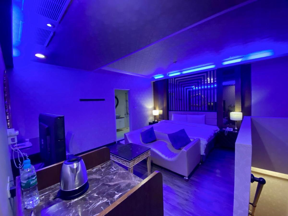 Huang Xing Motel Pingtung 외부 사진